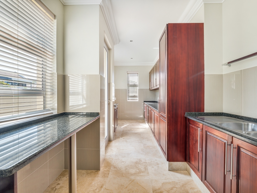 5 Bedroom Property for Sale in Pezula Golf Estate Western Cape